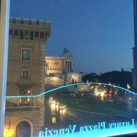 Piazza Venezia Luxury Suite Rome Extérieur photo