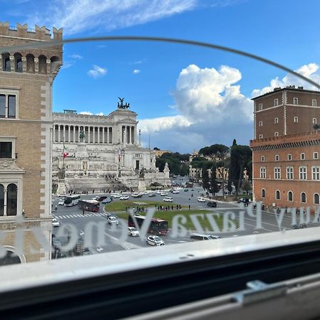 Piazza Venezia Luxury Suite Rome Extérieur photo