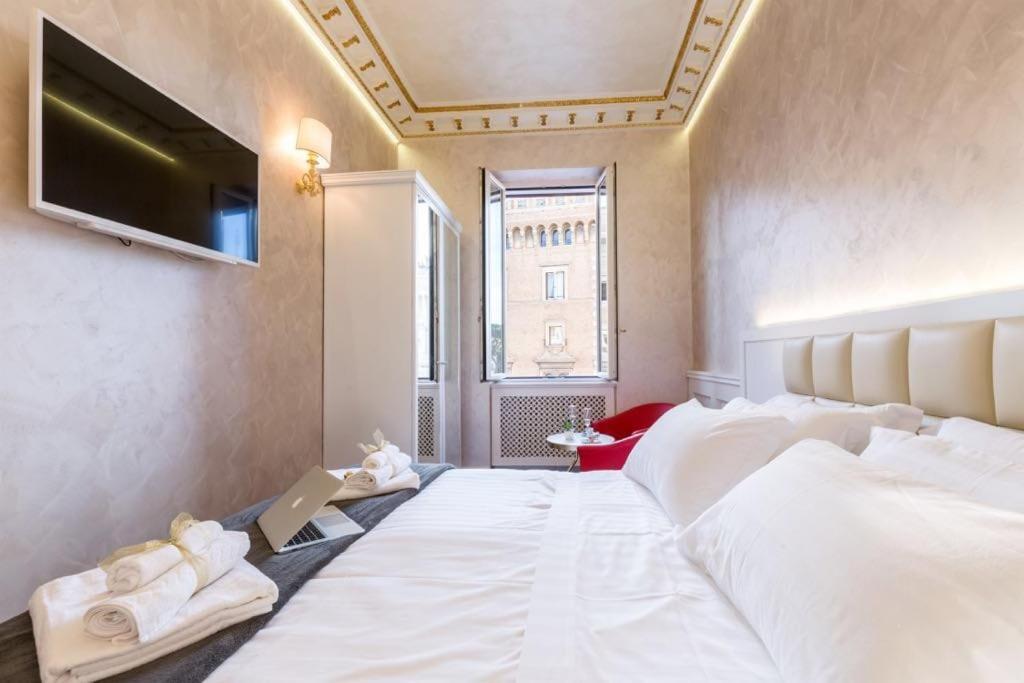 Piazza Venezia Luxury Suite Rome Extérieur photo