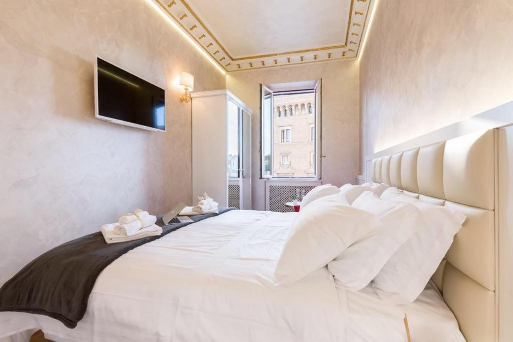Piazza Venezia Luxury Suite Rome Extérieur photo