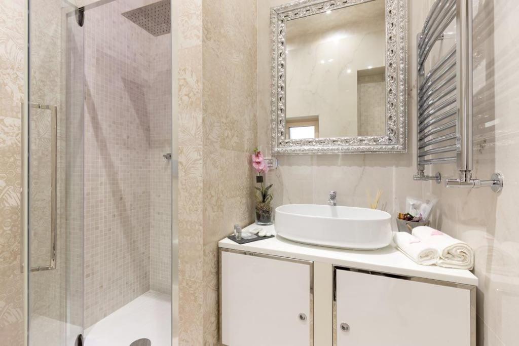 Piazza Venezia Luxury Suite Rome Extérieur photo