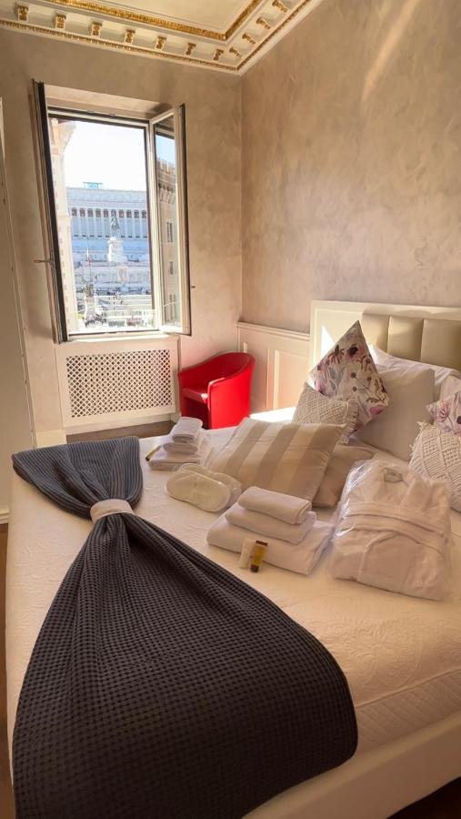 Piazza Venezia Luxury Suite Rome Extérieur photo