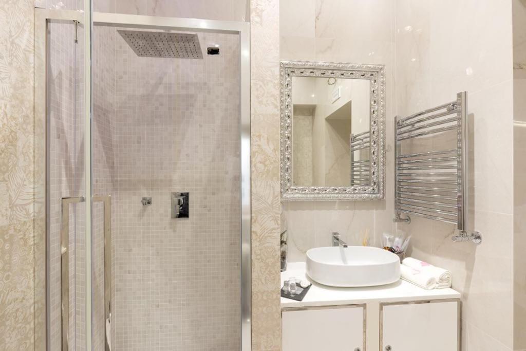 Piazza Venezia Luxury Suite Rome Extérieur photo