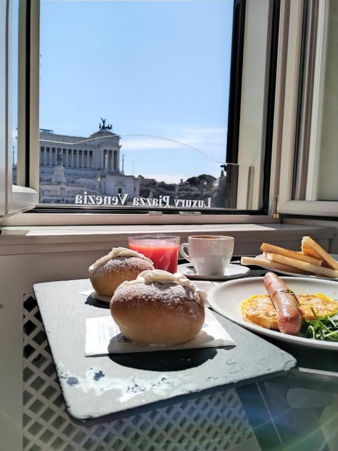 Piazza Venezia Luxury Suite Rome Extérieur photo