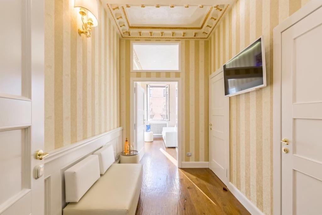 Piazza Venezia Luxury Suite Rome Extérieur photo