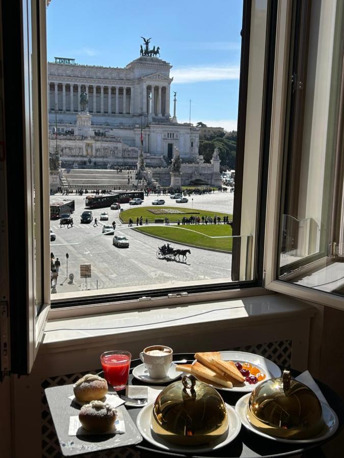 Piazza Venezia Luxury Suite Rome Extérieur photo