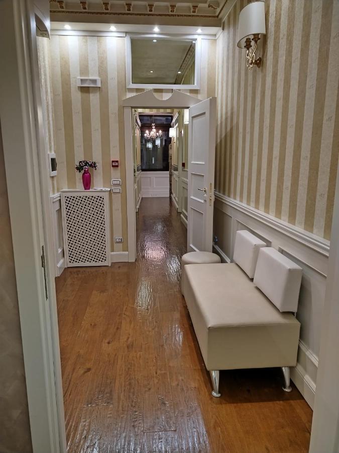 Piazza Venezia Luxury Suite Rome Extérieur photo