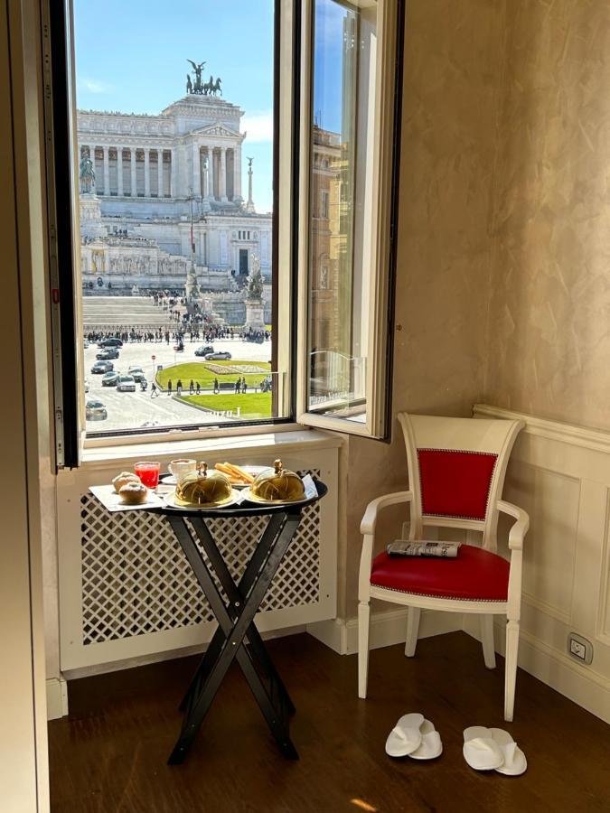 Piazza Venezia Luxury Suite Rome Extérieur photo