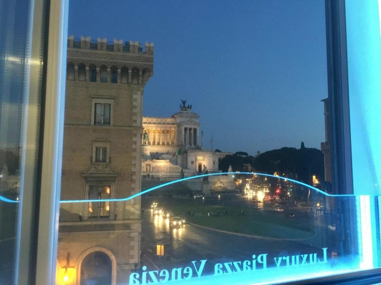 Piazza Venezia Luxury Suite Rome Extérieur photo